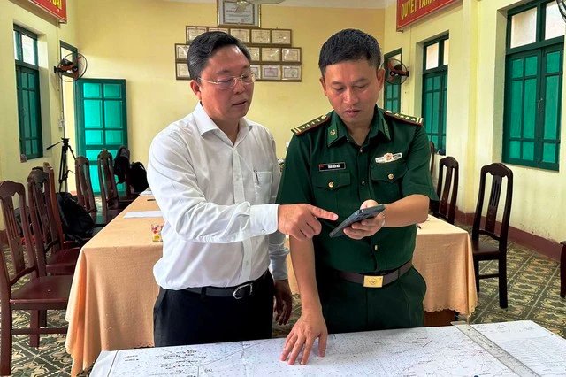 Hai tàu cá cùng gần 100 ngư dân chìm trên biển: 'Mong phép màu sẽ xảy ra' - Ảnh 2.