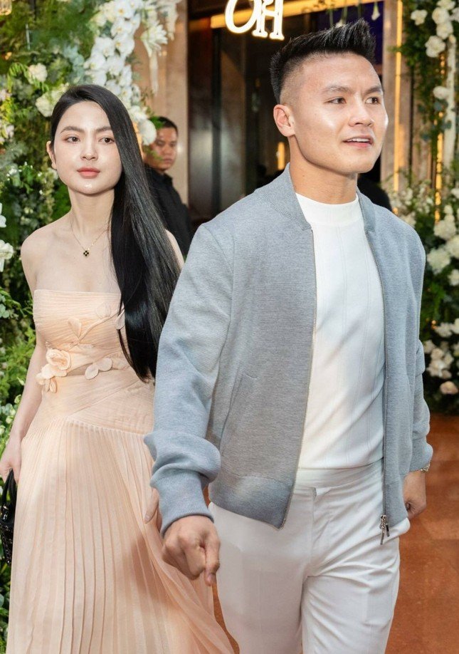 Báo Hàn Quốc đưa tin về đám cưới Đoàn Văn Hậu ảnh 2