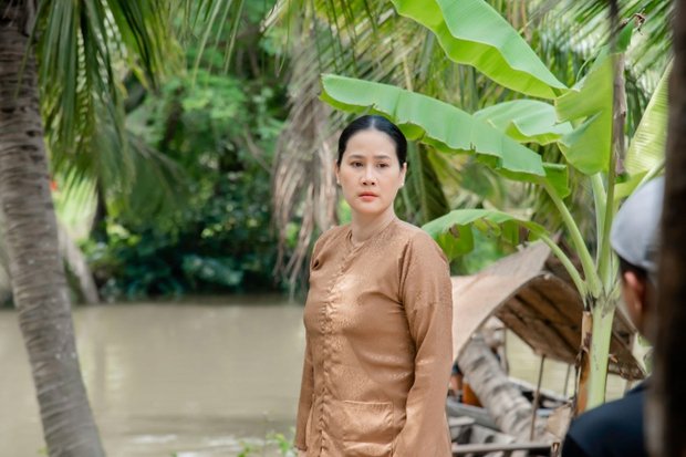 Sao Việt bị chỉ trích không chồng mà có 2 con vì đóng phản diện quá đạt, uất ức lên tiếng dằn mặt netizen - Ảnh 4. Sao Việt bị chỉ trích không chồng mà có 2 con vì đóng phản diện quá đạt, uất ức lên tiếng dằn mặt netizen - Ảnh 4.