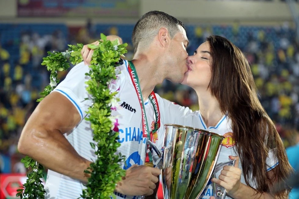 Thiên Trường 'mở hội', CLB Nam Định sớm giành chức vô địch V-League: Vui sao nước mắt lại trào!- Ảnh 7.