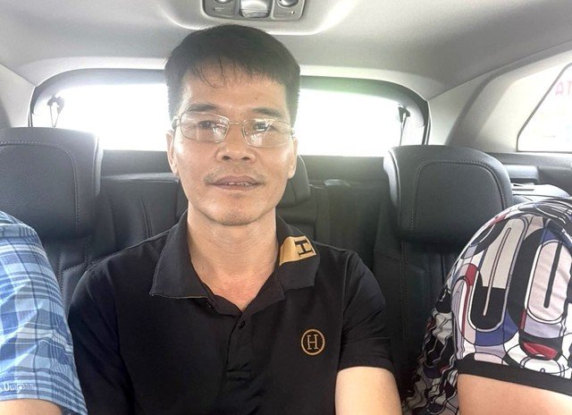 Lấy vợ, thay tên đổi họ để lẩn trốn truy nã... nhưng bất thành sau 12 năm- Ảnh 1. Lấy vợ, thay tên đổi họ để lẩn trốn truy nã... nhưng bất thành sau 12 năm- Ảnh 1.