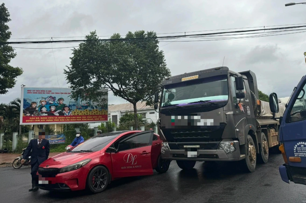 Chú rể hành hung lái xe ben trong ngày rước dâu: Có thể xử lý hình sự? - 1 Chú rể hành hung lái xe ben trong ngày rước dâu: Có thể xử lý hình sự? - 1