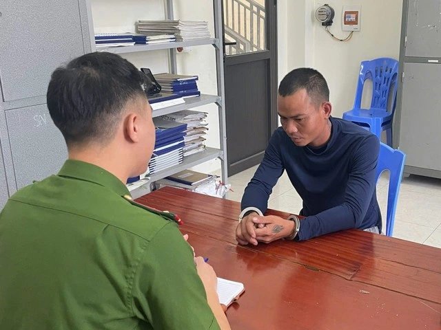 Đã vi phạm nồng độ cồn còn tấn công CSGT- Ảnh 1. Đã vi phạm nồng độ cồn còn tấn công CSGT- Ảnh 1.