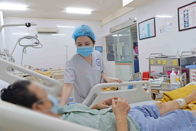 Tin thầy lang, bệnh nhân nguy kịch vì uống nước mía chữa đái tháo đường
