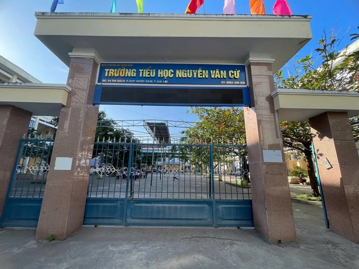 Cô giáo giải thích lý do sửa bài kiểm tra đúng thành sai để “dìm” điểm học sinh - Ảnh 2.